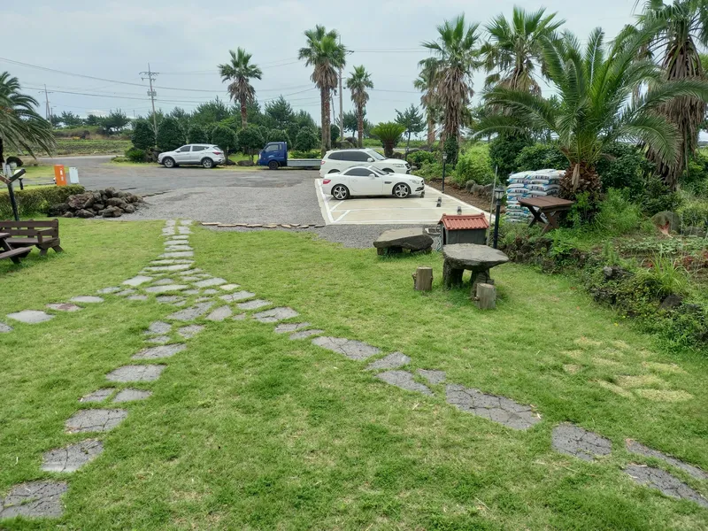 [Namwon, Seogwipo] Ocean View Blue House (Premium) Right in Front of the Beach 28