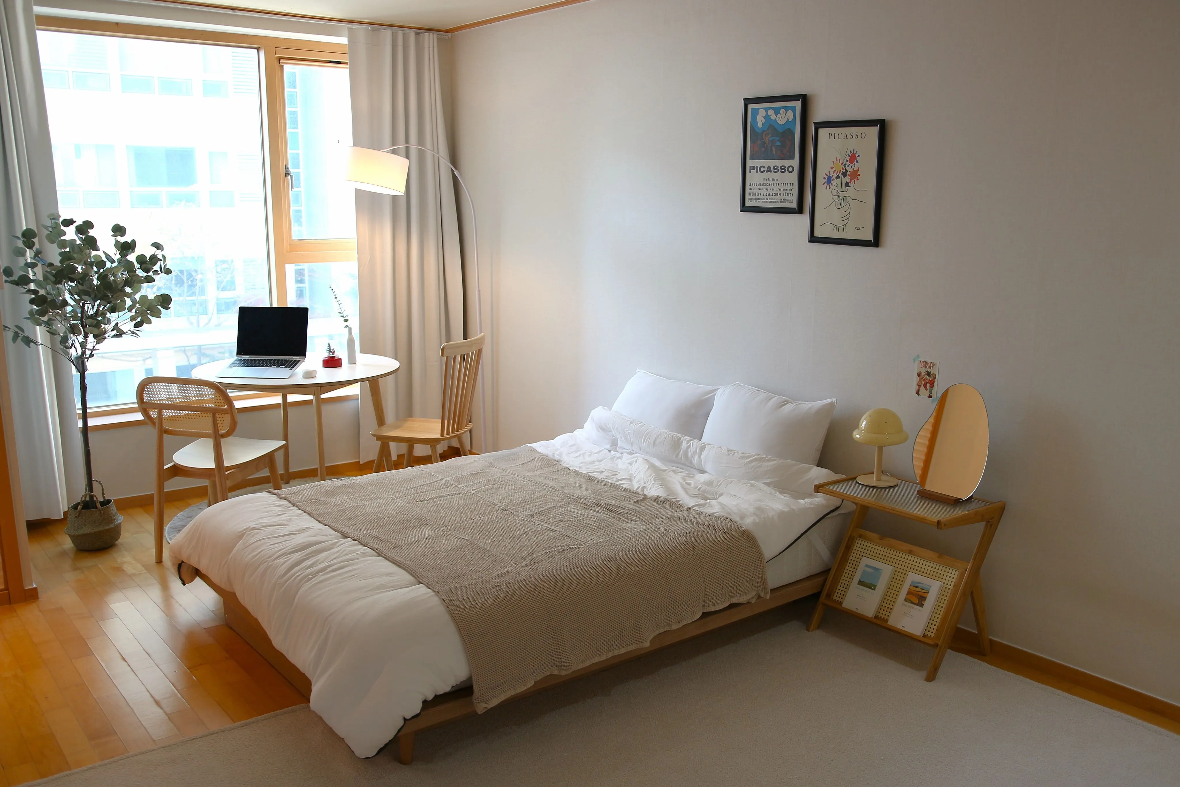 Gwanyang-dong 3-Min Station One-Bedroom