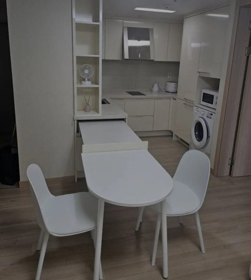 [Suseong, Daegu] Officetel with a great view 3 minutes from Beomeo Station 7