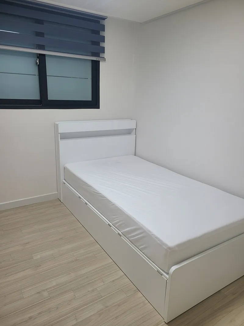 [Gunpo] (11) 1 minute walk from Gunpo Station, emotional view three-room #Geumjeong Anyang Sanbon 5