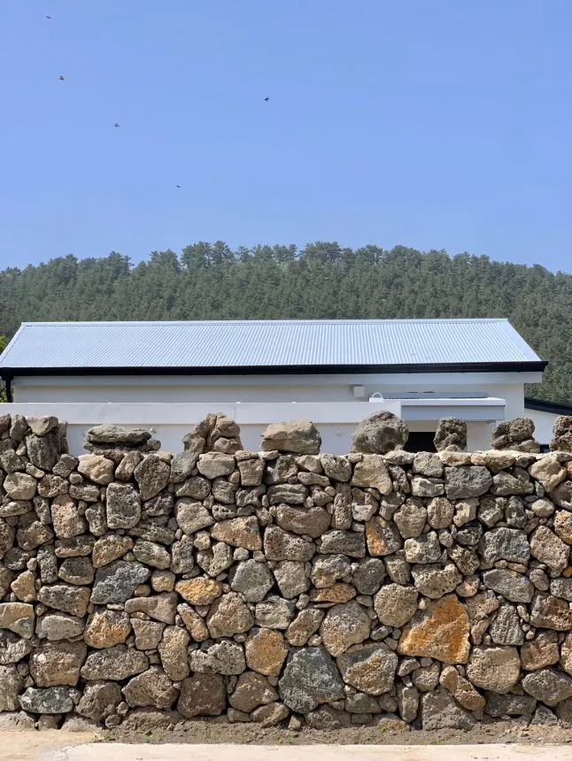 [Aewol, Jeju] Jeju's representative mountain peak front view, private jacuzzi, Insta-worthy accommodation 126