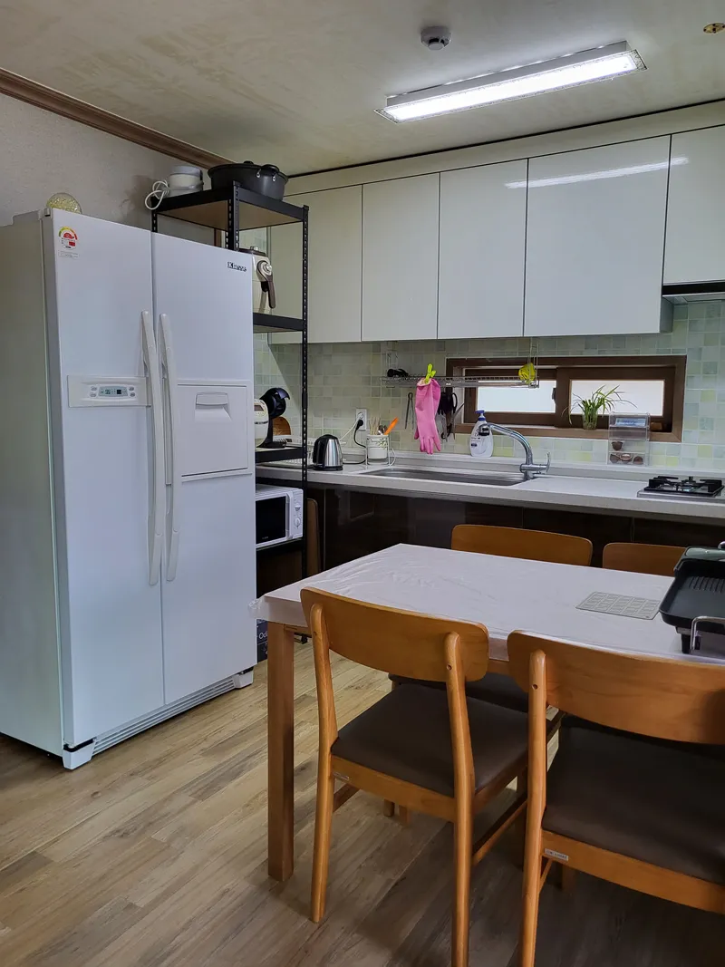 [Yeongdeok] Sunrise Guesthouse (Building A), a 20-pyeong detached country house on a hill overlooking the East Sea 6