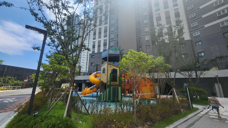 [경남 거제] ★ 롯데마트 앞 깨끗 아늑한 신축 아파트 34평 28