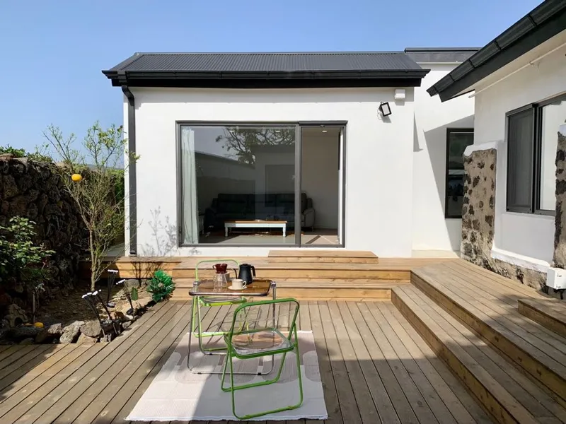 [Aewol, Jeju] Jeju's representative mountain peak front view, private jacuzzi, Insta-worthy accommodation 111