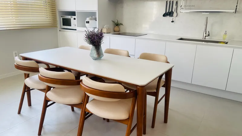 [Jocheon, Jeju][Jeju Pretty House] #Jeju Clean House #One Month Living #Hamdeok Accommodation #New Construction #3-story Independent House #Electric Car Charger 12
