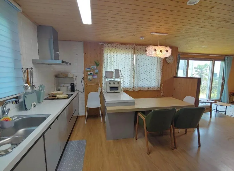 [Andeok, Seogwipo] #DaepyeongPort #Baksugijeong #GunsanOreum/2-story detached house 14