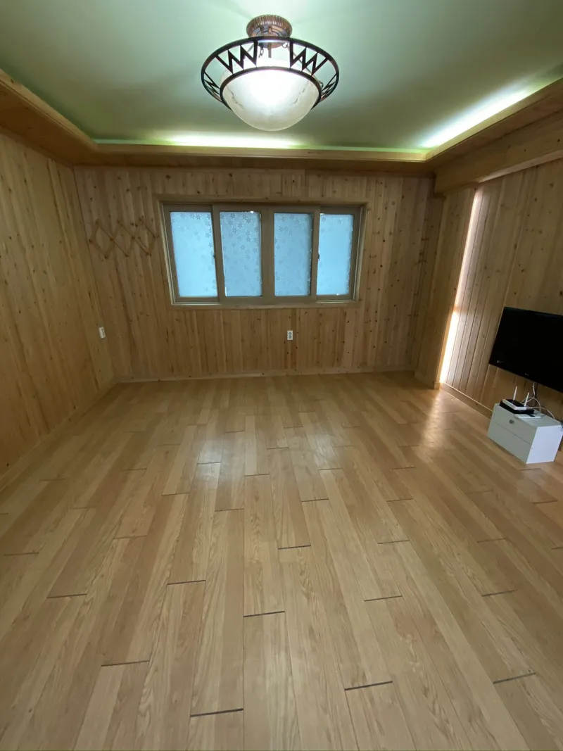 [Boryeong] Pension within 5 minutes walk from Daecheon Beach #Ondol One Room #Small Dogs Allowed A 2