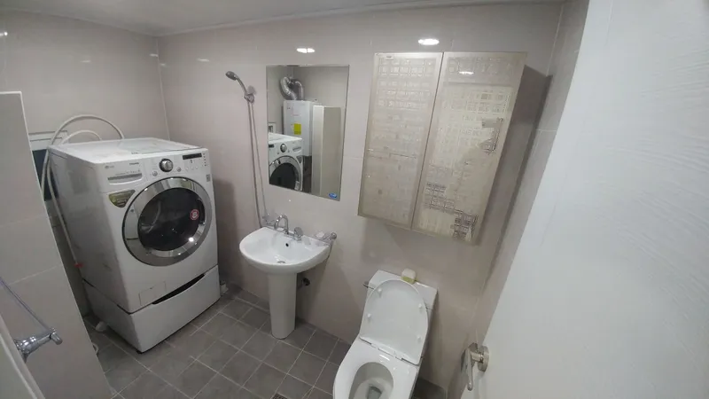 [Suyeong, Busan] Clean two-room with full options and the best value for money 8