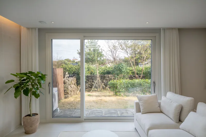 [Jocheon, Jeju][Jeju Pretty House] #Jeju Clean House #One Month Living #Hamdeok Accommodation #New Construction #3-story Independent House #Electric Car Charger 13