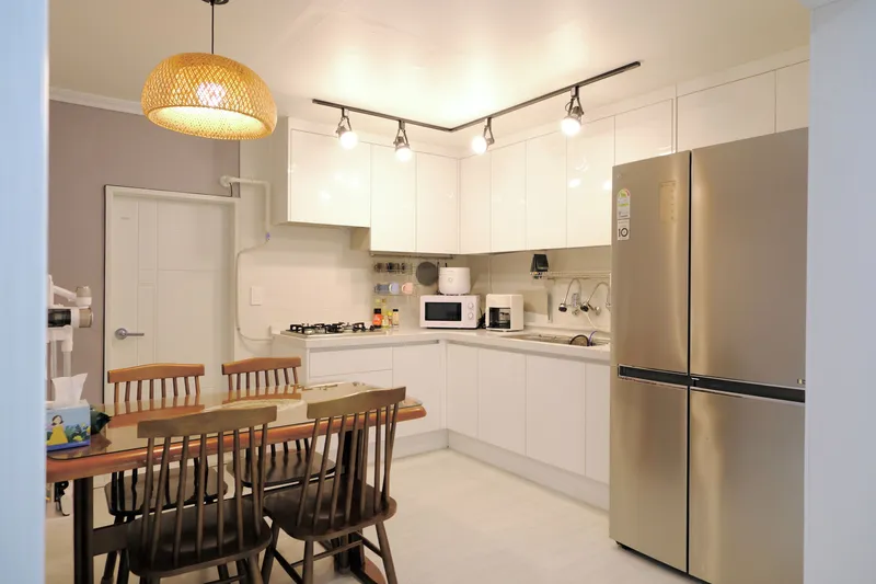 [Saha, Busan] Spacious house near Dong-A University, 4 rooms, 6 beds, 4th floor 23
