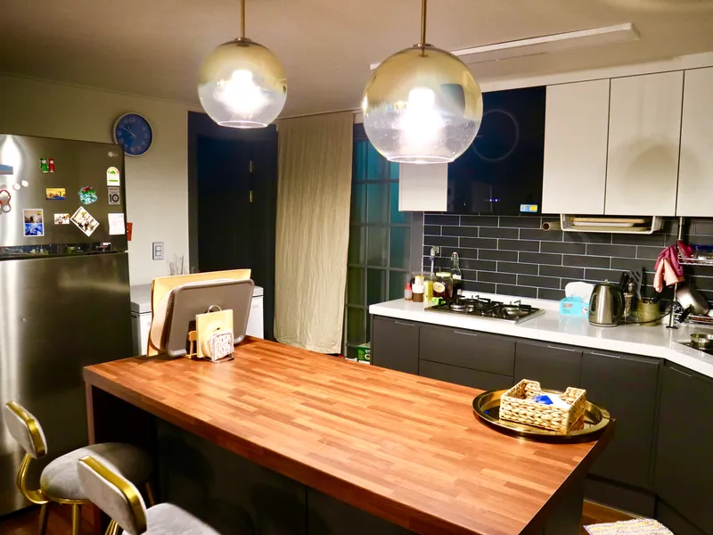 [Gangnam, Seoul] 3-minute walk from Yeoksam Station, duplex penthouse 37
