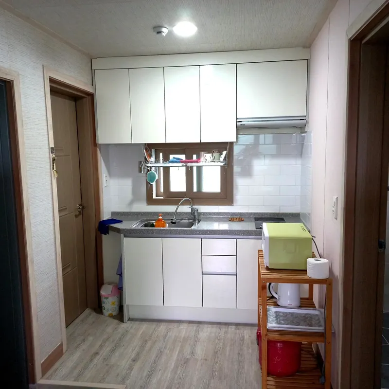[Pyoseon, Seogwipo] 201, a country house full of humanity in a palm tree forest by the sea 4