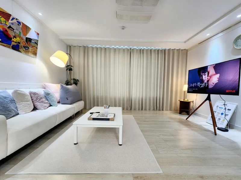 [Paju][Geumchon Station] Remodeled, On-site service recommended, Dryer provided. Spacious 3-room 21