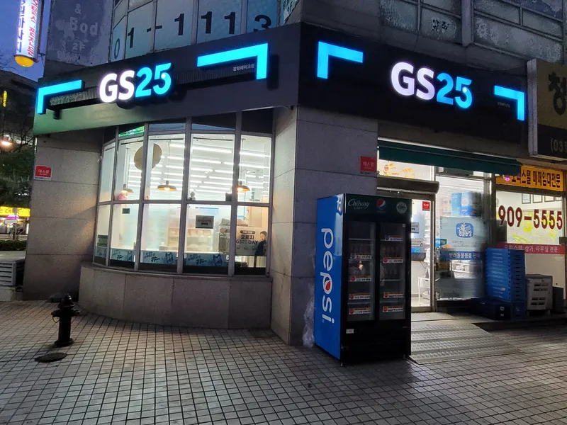 [Goyang] In front of Ilsan Lake Park / 1/16 pyeong duplex type. 3 people 23