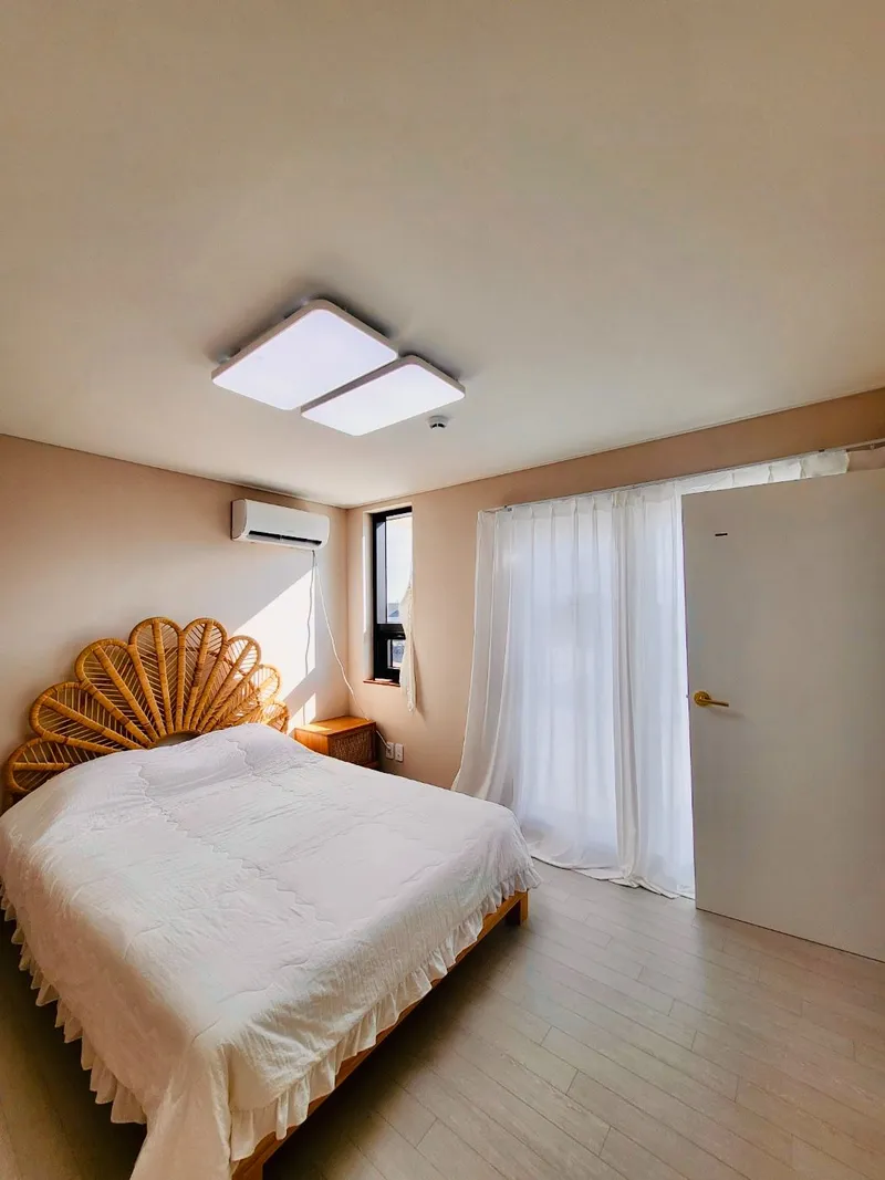 [Hangyeong, Jeju][Panpo] Super Special Price_ Panpo Port Private Duplex with Spacious Yard, Swimming Pool, and BBQ Zone 2