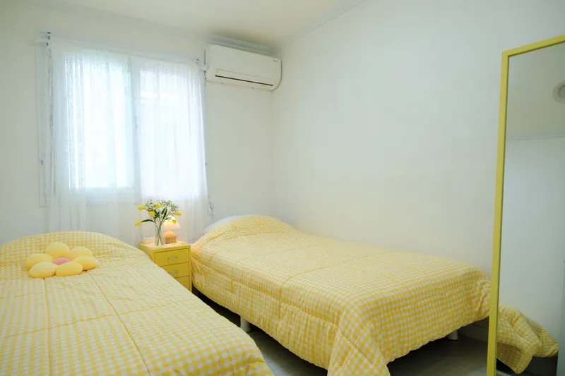 [Saha, Busan] Spacious house near Dong-A University, 4 rooms, 6 beds, 4th floor 3