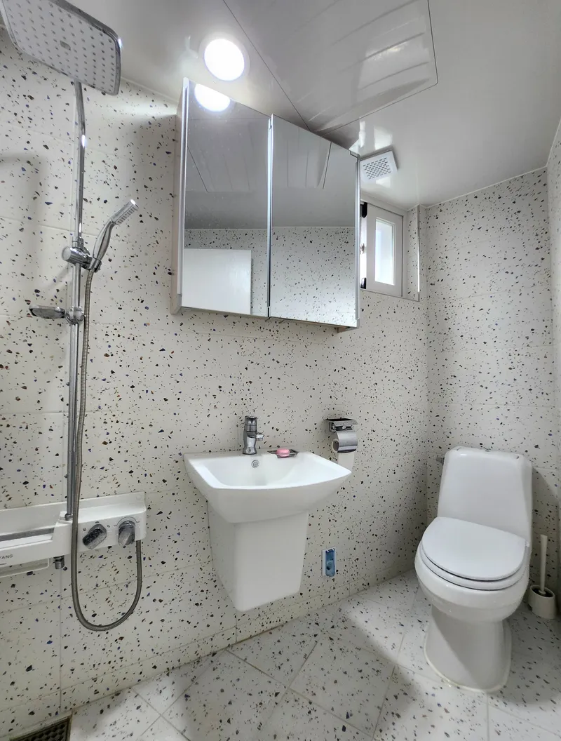 [Eunpyeong, Seoul] 23 years old white newly built detached one-room apartment in Yeonsinnae-yeok district, full option parking 3