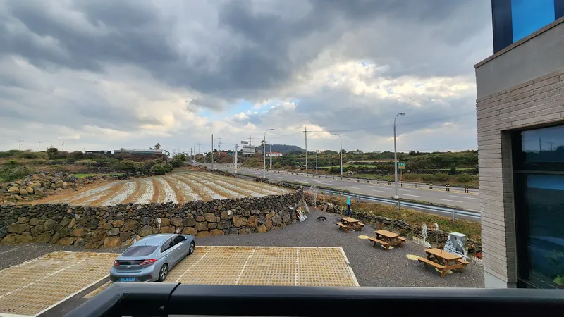 [Gujwa, Jeju] Gimnyeong Ocean View/Seafront Yard/Newly Built 2023/24-Hour Convenience Store/Separate Unit/A202 23