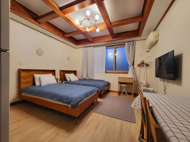 [Gujwa, Jeju] Pyeongdae Sea View Oreum View One Room Stay #201 2