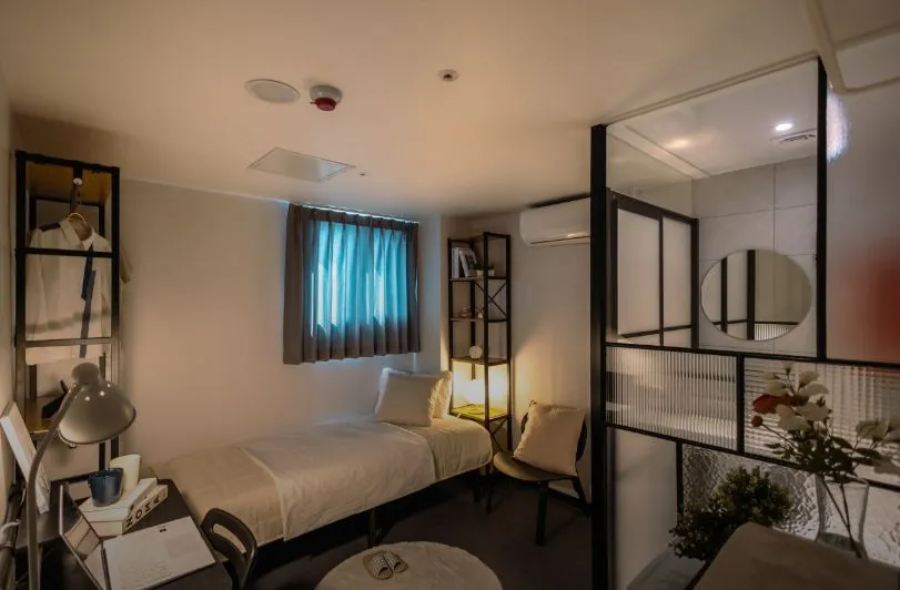 Cheongnyangni Transit-Friendly Suite