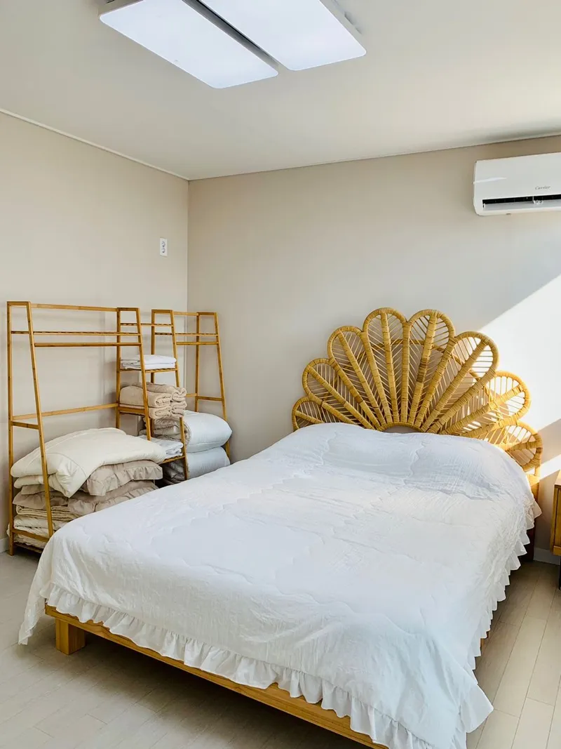 [Hangyeong, Jeju][Panpo] Super Special Price_ Panpo Port Private Duplex with Spacious Yard, Swimming Pool, and BBQ Zone 9