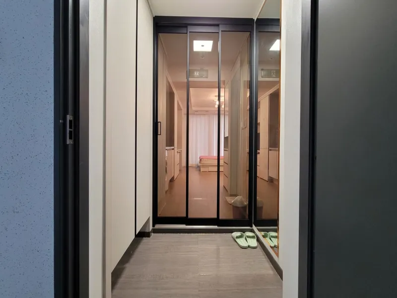 [Suyeong, Busan] Free parking! Ocean view on the 11th floor right in front of the sea, free Wi-Fi 5
