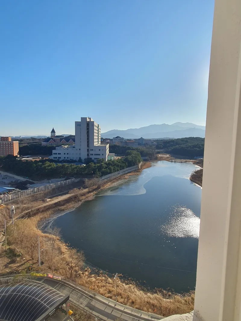 [강원 고성] 고성쉼하우스(고층/37평)방3,화장실2/오션뷰/호수뷰/마운틴뷰/숲세권 6