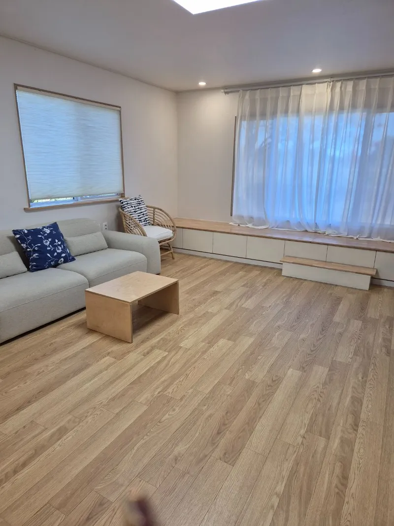 [Seongsan, Seogwipo] A quiet and clean remodeled three-room duplex house 7