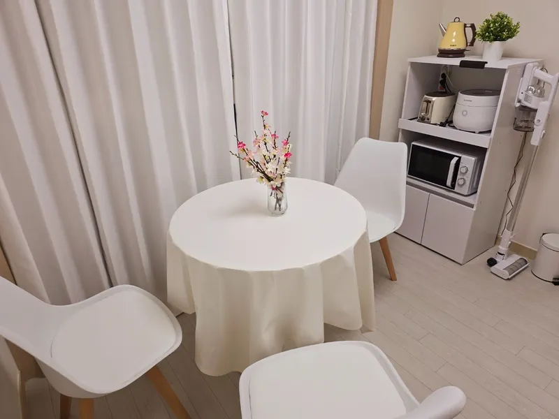 [Seongbuk, Seoul] Beautiful 2-room duplex officetel Wolgok Station Gireum Station Donam 4-way intersection 28