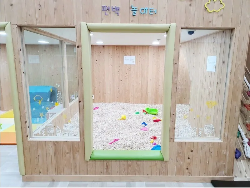 [제주 구좌] 비자림 옆 잔디마당과 수영장.테라스 룸 있는 복층-독채 65