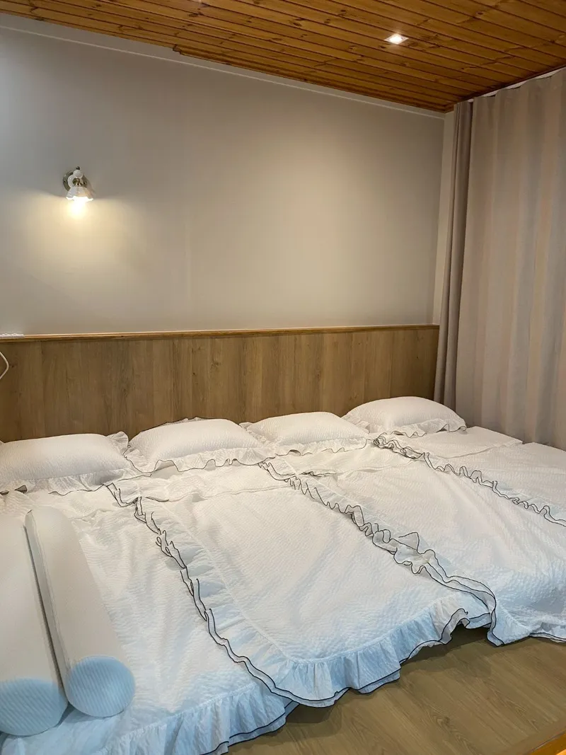 [Yeongdeok] A recently remodeled 56-pyeong detached house with a country feel and healing nature in the arms of the sea 2