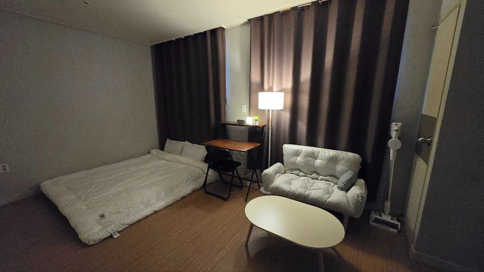 Officetel Studio in Wonju, Gangwon — 26m², sleeps 2, 1 bath