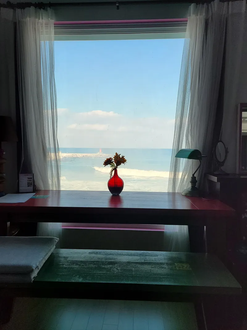[강원 동해] 바다 바로 코앞 원룸301+온돌 3층 17