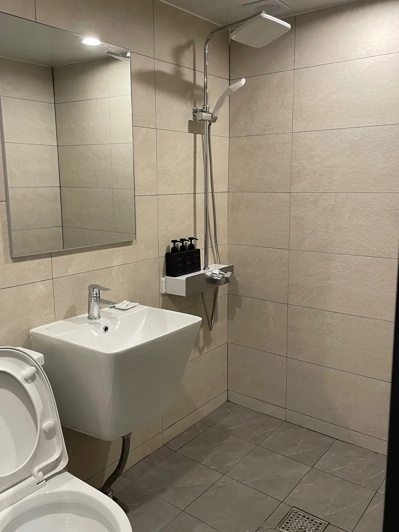 [Chuncheon] 5 minutes by car from downtown Chuncheon / Safe and clean accommodations in the city center 6