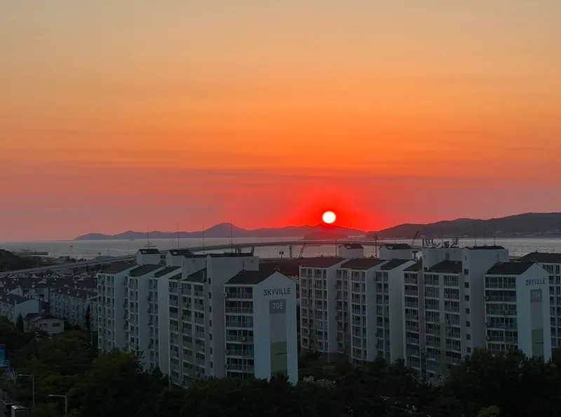 [Yeongjong, Incheon] 18th floor ocean view #5 min walk from Airport Railroad Unseo Station #Terrace 19