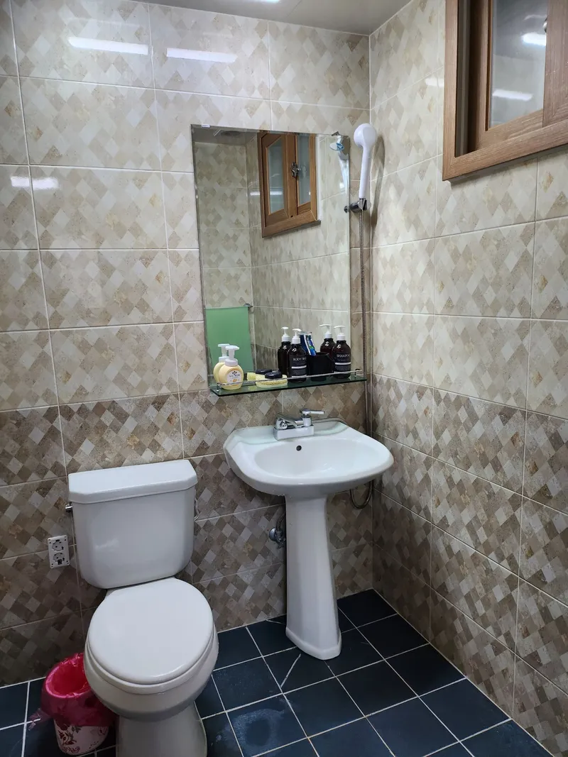 [Yeongdeok] Ocean View/2 Bathroom Pension #202 (1 living room/room, 1 master bedroom) 4