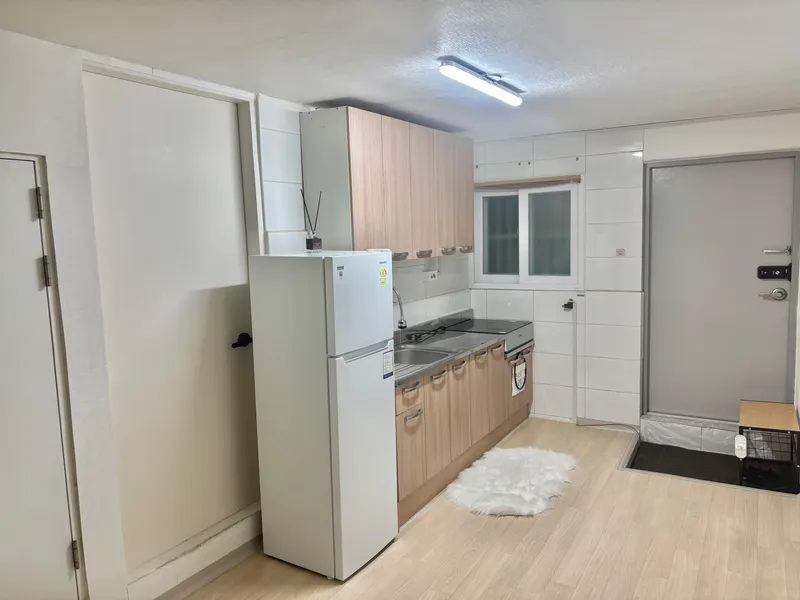 [Gwanak, Seoul] 5 minutes from Sillim Station, with plenty of space and space. 15