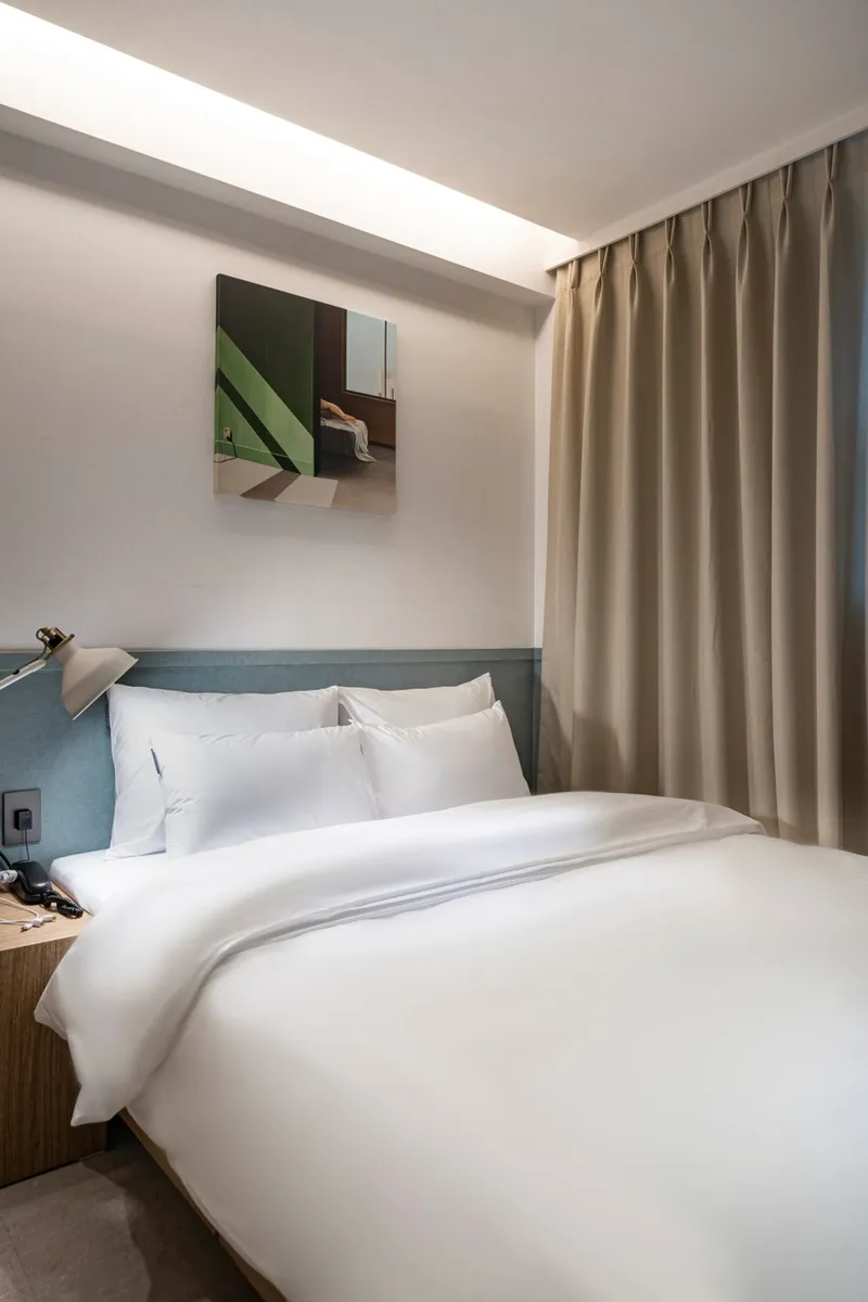 [Dong-gu, Daejeon] 5 minutes walk from Daejeon Complex Terminal! #Queen bed #Smart TV #Room disinfection 6