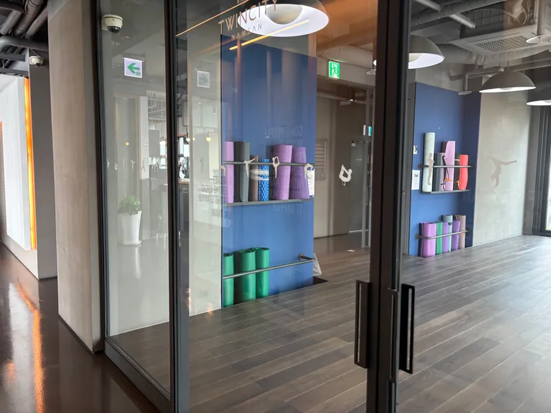 [Yongsan, Seoul][2 mins from Seoul Station] Fully furnished stylish room, free gym, free coffee, free study space 22