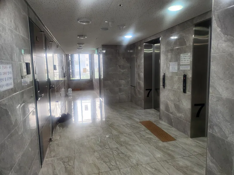 [Suwon][Suwon Paldal] One-room near Suwon Station Rodeo Street 7