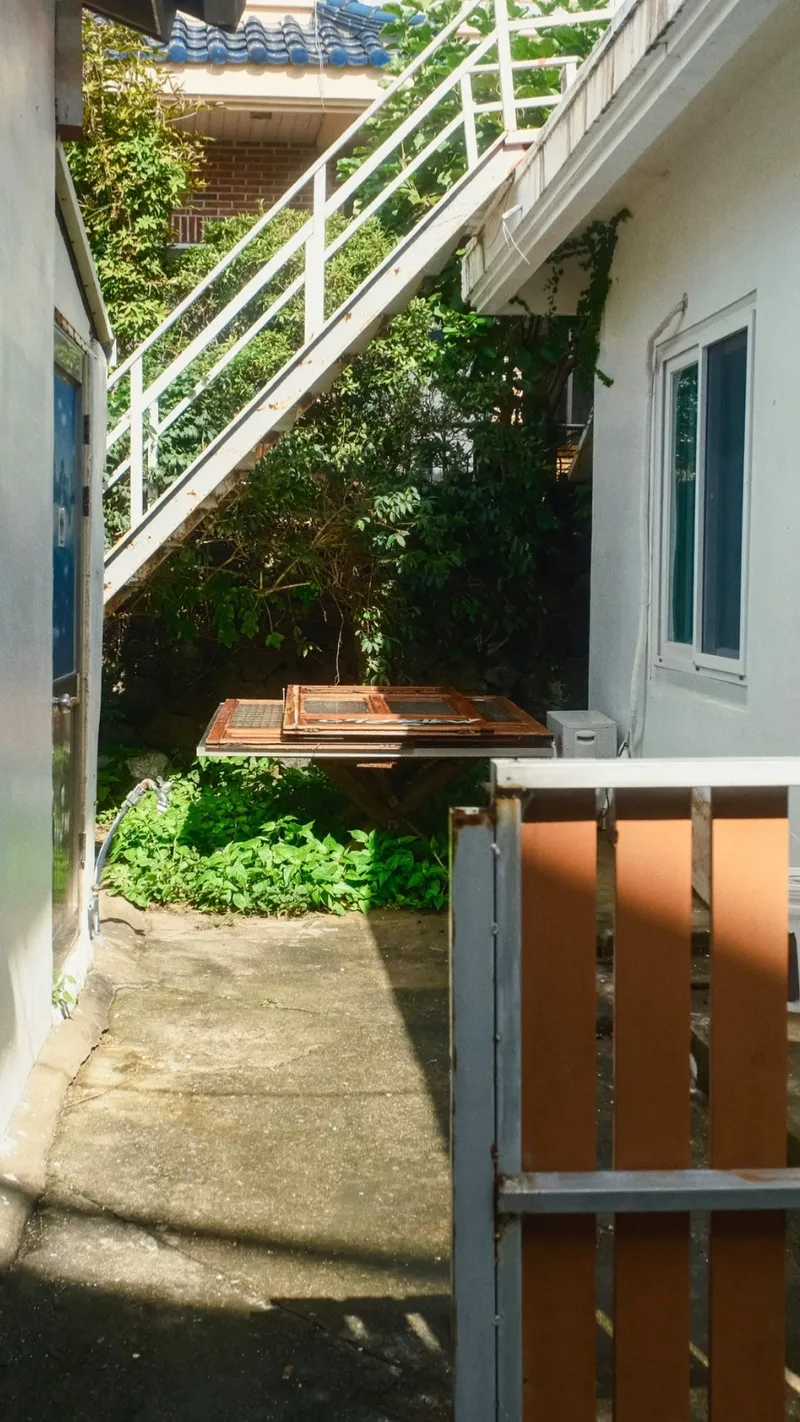 [Namwon, Seogwipo] 3-minute walk to the sea, convenience store, mart, and laundry room #Living for a month 20