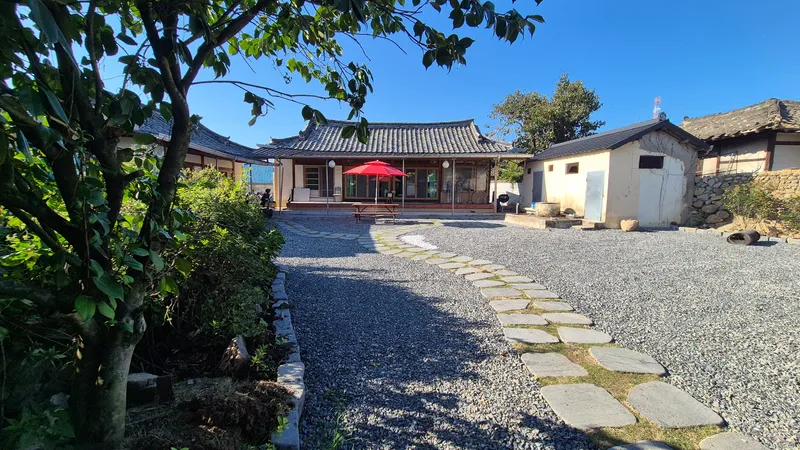 [Gyeongju] Modern Hanok (courtyard, parking, barbecue) 10