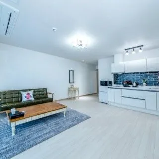 [Namwon, Seogwipo][Room 103] Private Family Space Terrace 2 Party Rooms 2 Large Rooms 2 Bathrooms 1 Living Room 18