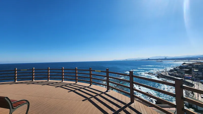 [Gangneung] Jumunjin 12th floor ocean view white room 13