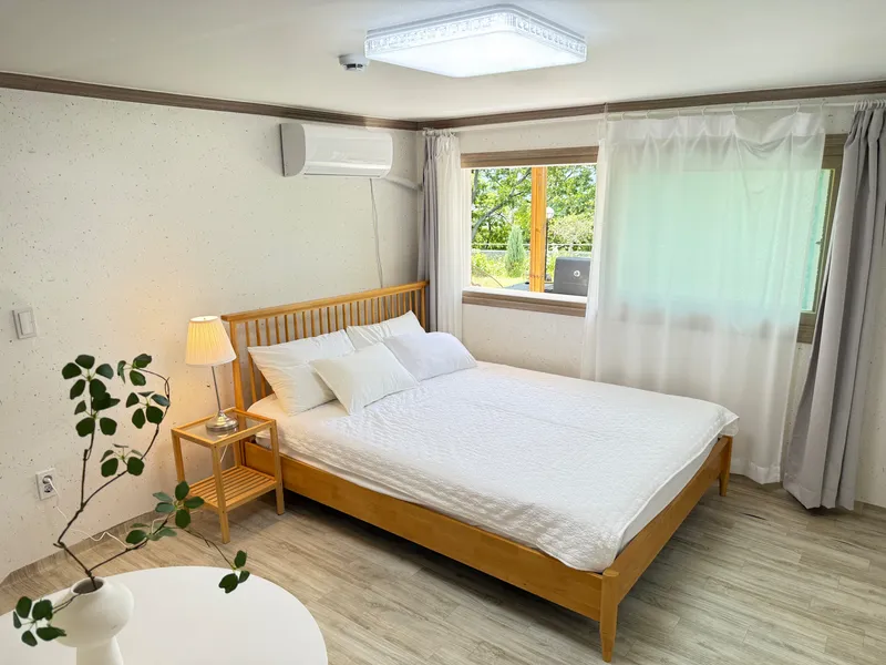 [Miryang] 140 pyeong wide independent yard in Mountain View, all fenced detached house #Dogs allowed 2
