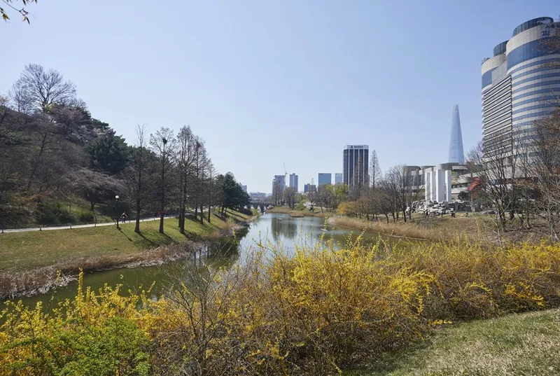 [Songpa, Seoul] Fully furnished studio apartment, 10 minutes walk from Samjeon Station (Line 9) and Seokchon Gobun Station in Samjeon-dong 25