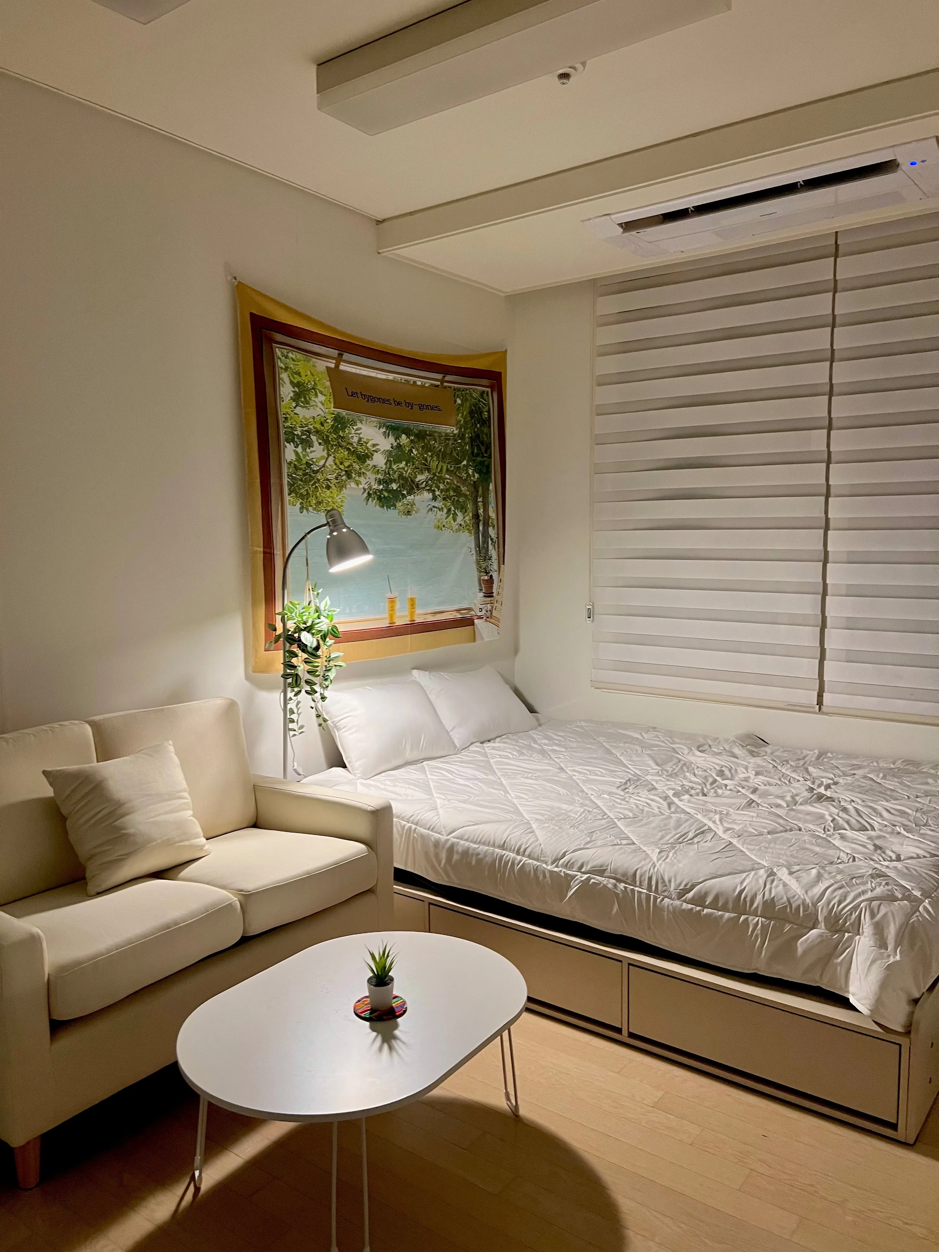 Yongdu-dong Station-Adjacent One-Bedroom
