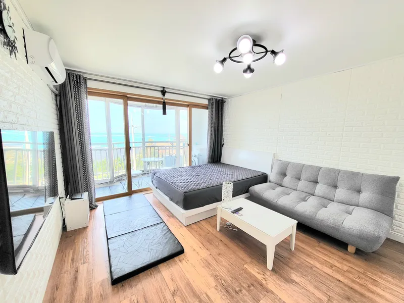 [Jocheon, Jeju] 1-minute walk to the beach / 5-minute drive to Hamdeok Beach (Traveling on foot) 3