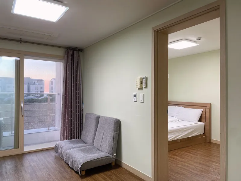 [Aewol, Jeju] Stone wall & grass yard, fully-optioned 1.5 room with cooking facilities (B202) 9