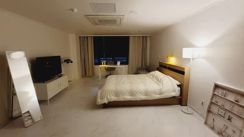 [Yeongdeungpo, Seoul] Modern, clean, and spacious officetel, 2 minutes walk from Yeouido Station and Dongyeouido Saetgang Station. 11